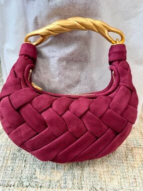 💛JW PEI Braided faux suede clutch